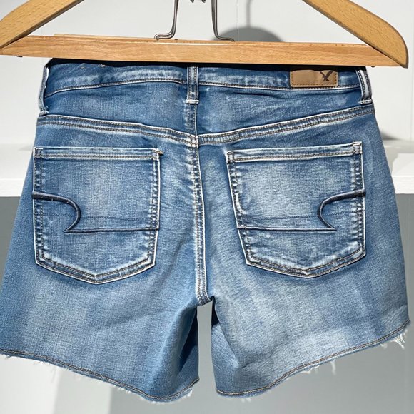 American Eagle Midi Jean Shorts | Women's Size 4 | Light Bright Blue - Picture 2 of 6